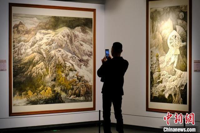 李光灿三峡·高原艺术展在拉萨开幕