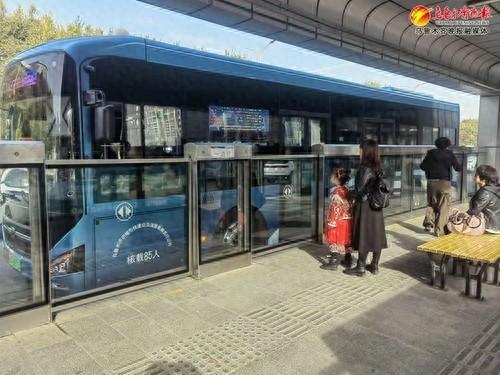 晚报融媒·帮您办丨市民反映：BRT6号线换新车后承载力小了 市快速公交回应了