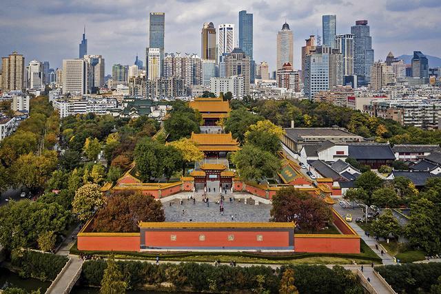 长三角观察｜都是“东部重要中心城市”，杭州、南京有何不同