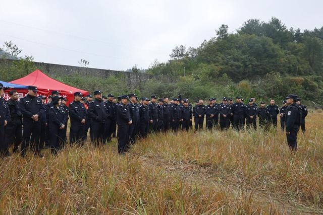 直击略阳公安实弹射击训练现场