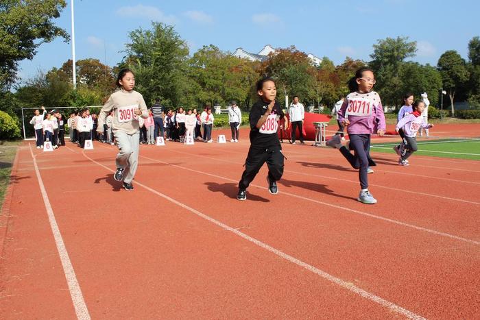 盐城市串场河小学  健体润心 跃动童年