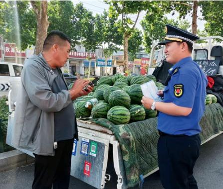 河南新乡紧盯城管工作痛点、堵点、难点，让城市管理“有态度、有速度、有温度”