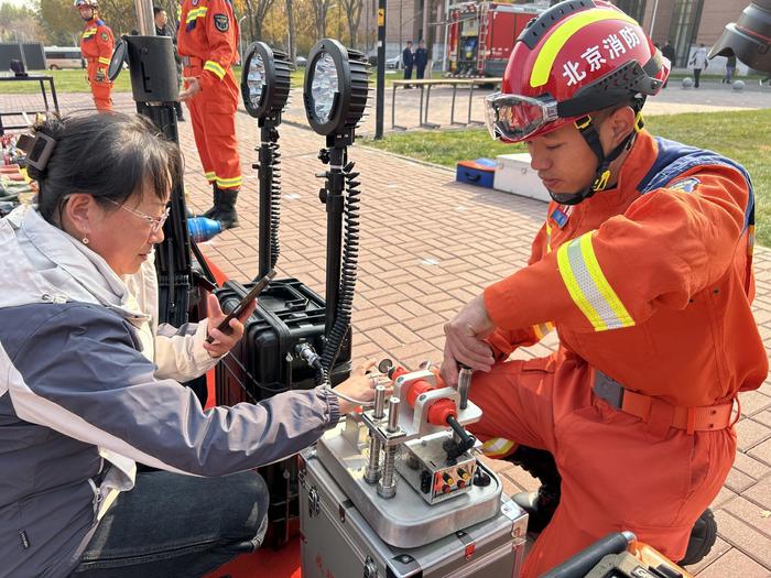 北京怀柔区开启2024年度消防宣传月活动