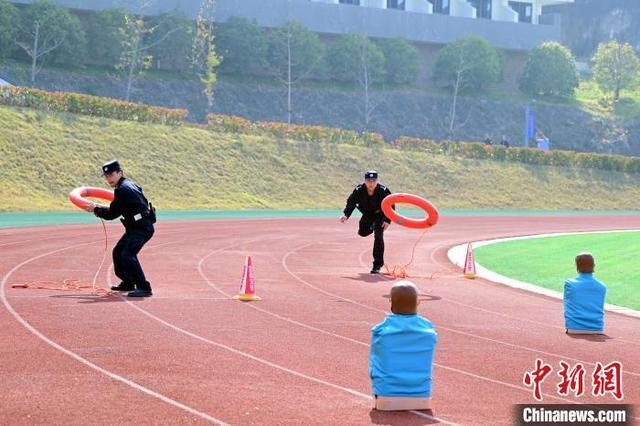 湖北500余民警同台比拼“十八般武艺”