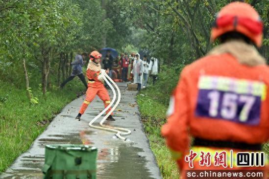 四川森林灭火专业技能比武落幕 凉山州代表队夺魁