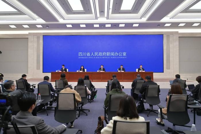 德阳的“内核”是什么？德阳市委书记、市长刘光强用四个关键词概括｜万千气象看四川