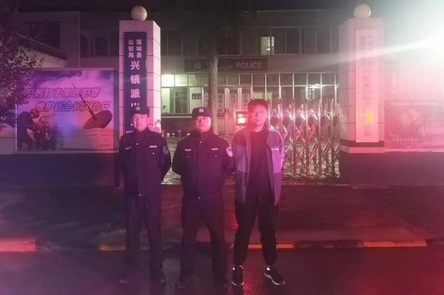 夜间巡防守平安 蒲城法院在行动