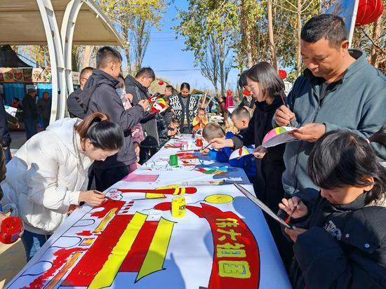 若羌县举办铸牢中华民族共同体意识体验展示专场活动