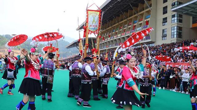 嗨嗨嗨！贵州“村”字号文旅IP上新啦，来看马背上的“速度与激情”→