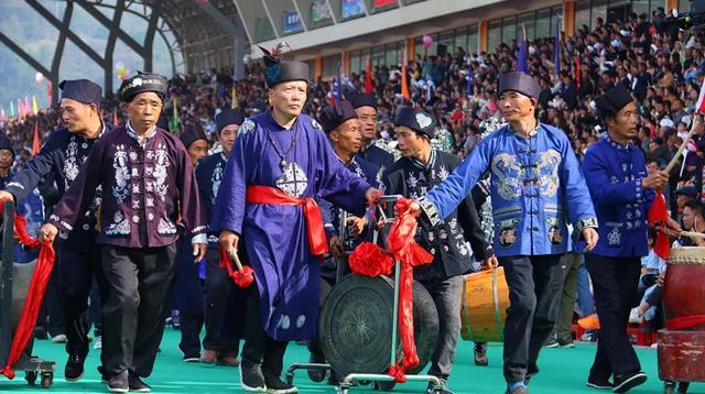 嗨嗨嗨！贵州“村”字号文旅IP上新啦，来看马背上的“速度与激情”→