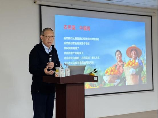 钟睒睒:我就是一个农民,我对农业是有情怀的