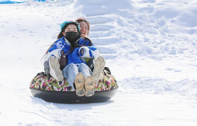 第十一届全国大众冰雪季冰雪健身周系列活动趣味冰雪活动等你来