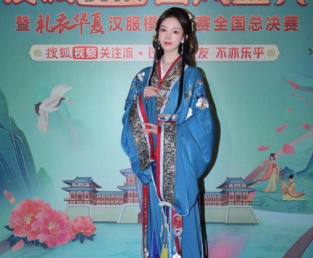 “国风盛典”在古都洛阳举行 展现华夏汉服之美