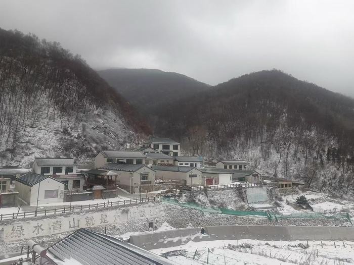 昨夜至今北京出现雨雪天气，算得上今冬初雪吗？