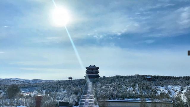 雪景中的和林格尔盛乐百亭园 宛如梦幻般的画卷