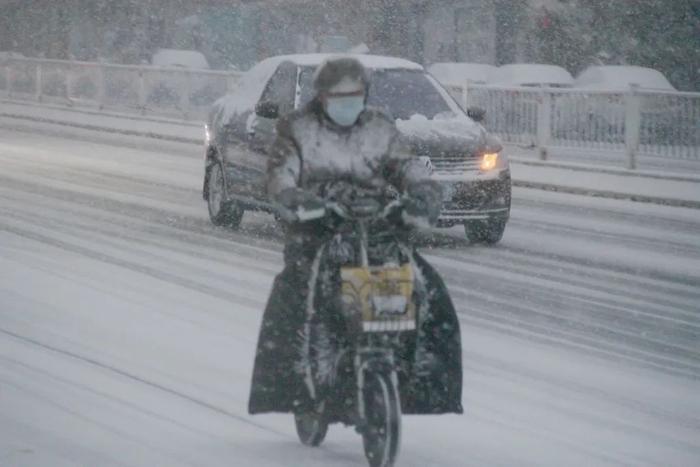 北方多地出现大暴雪，氛围感拉满🤩