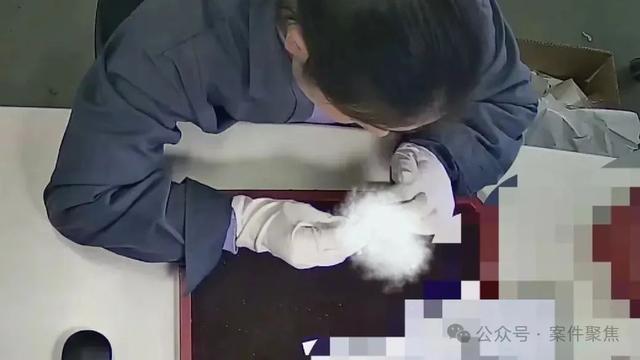 上海一女子网购9万多元奢侈品手镯退货遭拒？法院判了