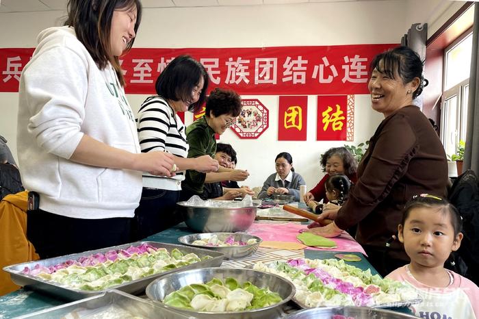 送饺子、送姜汤……乌市环卫路街道各社区暖流涌动