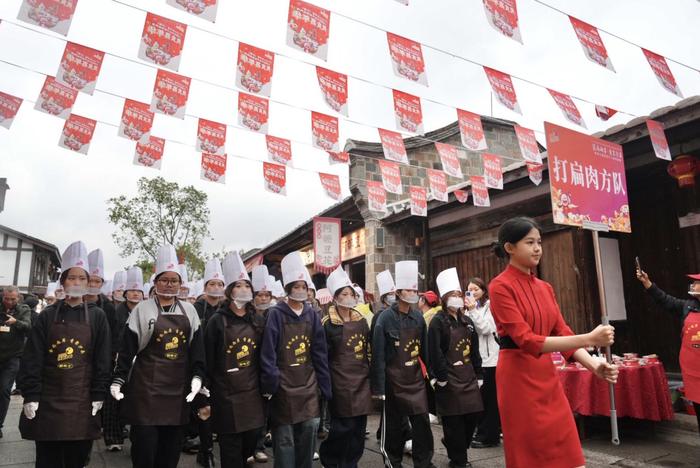 沙县小吃盖起高楼大厦之后：做强产业链，推动出海，帮更多人当老板