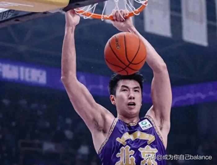 战略放弃？绝不可能！深圳男篮反扑北控队，威姆斯对飙特莱斯！