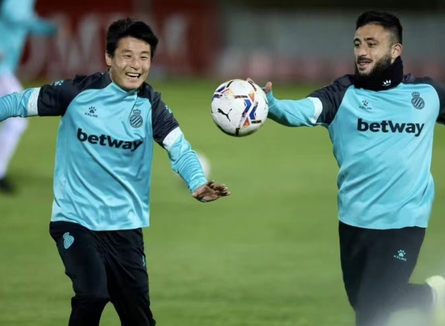 真正的“亚洲一哥”：武磊以42球高居年度射手榜亚洲第一！