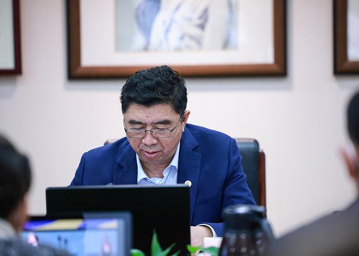 尴尬而失败的“改革”,两任排球掌门人殊途同归