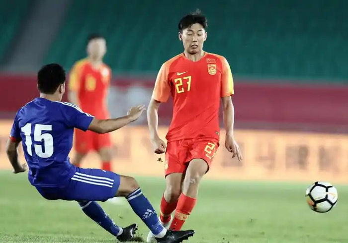 突发！中国足球传来坏消息：武磊遭重创，球迷吐槽声一片