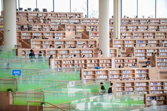 北京城市图书馆阅览区。(北京城市图书馆供图)