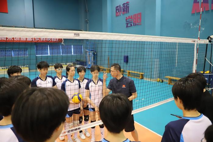 一位排球青训教练的20年时光:努力提高女排球员成才率