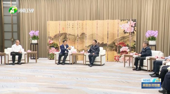 河南省委书记、省长共同会见刘庆峰,有个关键词