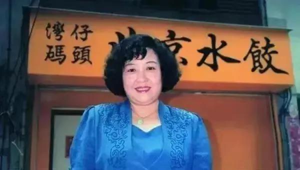 一部女主戏,两个人的传奇