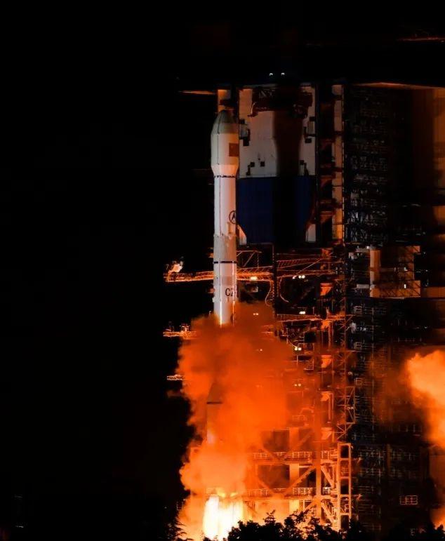 时隔近4年再出征!长三丙成功发射通信技术试验卫星十九号