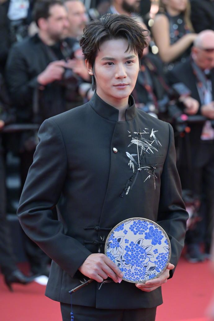 别撕拉了，男明星的缺点全曝光……