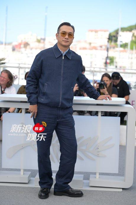 黄觉亮相《狂野时代》戛纳photocall