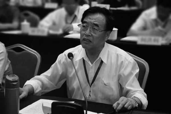 原北京军区副司令员兼北京卫戍区司令员邱金凯逝世,系歌曲《十五的月亮》原型