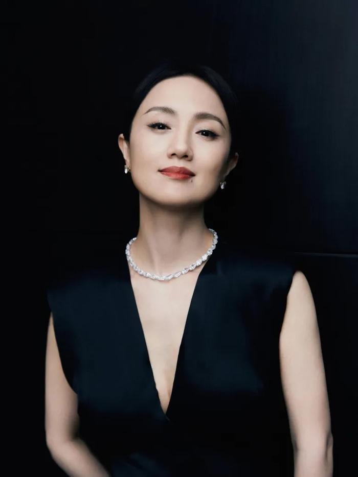 中国国家话剧院同事撰文悼念朱媛媛