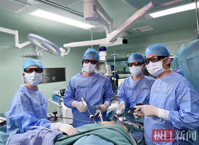 武汉市中心医院首届手术联播周开启外科诊疗全国“云课堂”，十大优势学科“云”端传技，让精准微创医疗惠及基层患者