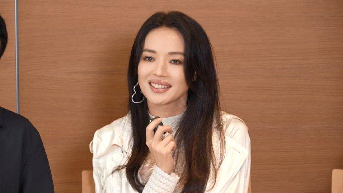 易烊千玺谈主演《狂野时代》，称毕赣高标准虽烦但演得爽