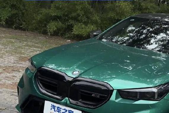 只为性能而生的：“简单粗暴”？看看全新宝马M5如何设计风道！汽车之家