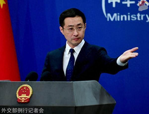 日方称中国战机与日本巡逻机“异常接近”,外交部回应