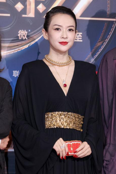 影后章子怡再次展现顶级驾驭力！