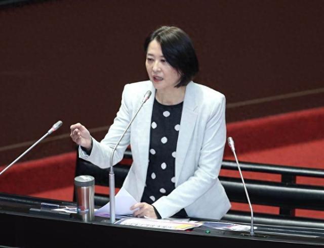 新台币兑美元汇率再狂飙  赖清德作法令民众心寒