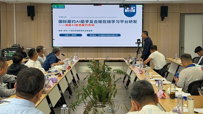 41岁时所授专业暂停招生,一位大学老师的转型再出发之路