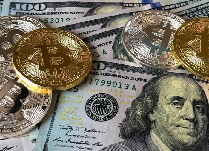 美债的火药桶要炸了,15万亿将回流中国,或推动人民币大幅升值?