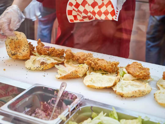 为什么叫塔斯汀汉堡 w700d1q75cms.jpg?by=cms_fixed_width