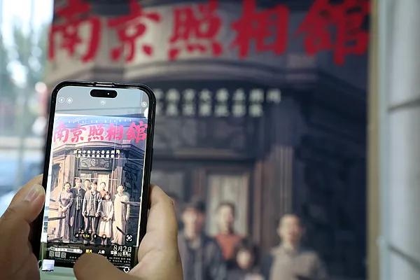 定格“历史照相馆”，打赢这场认知战