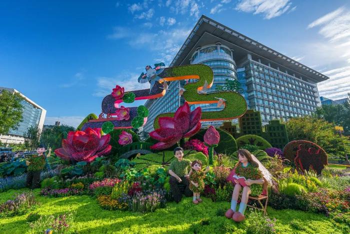 长安街新亮相的花坛，会唱歌！