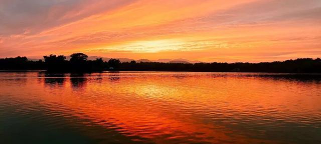 北京七夕限定晚霞，中国式浪漫拉满！