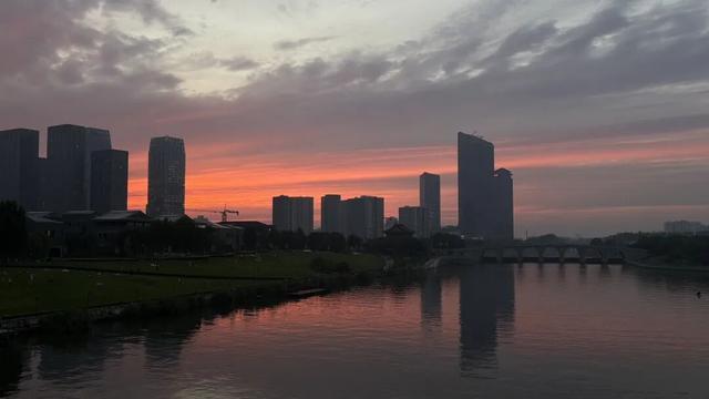 北京七夕限定晚霞，中国式浪漫拉满！
