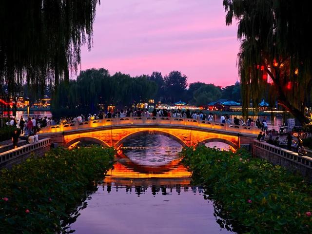 北京七夕限定晚霞，中国式浪漫拉满！